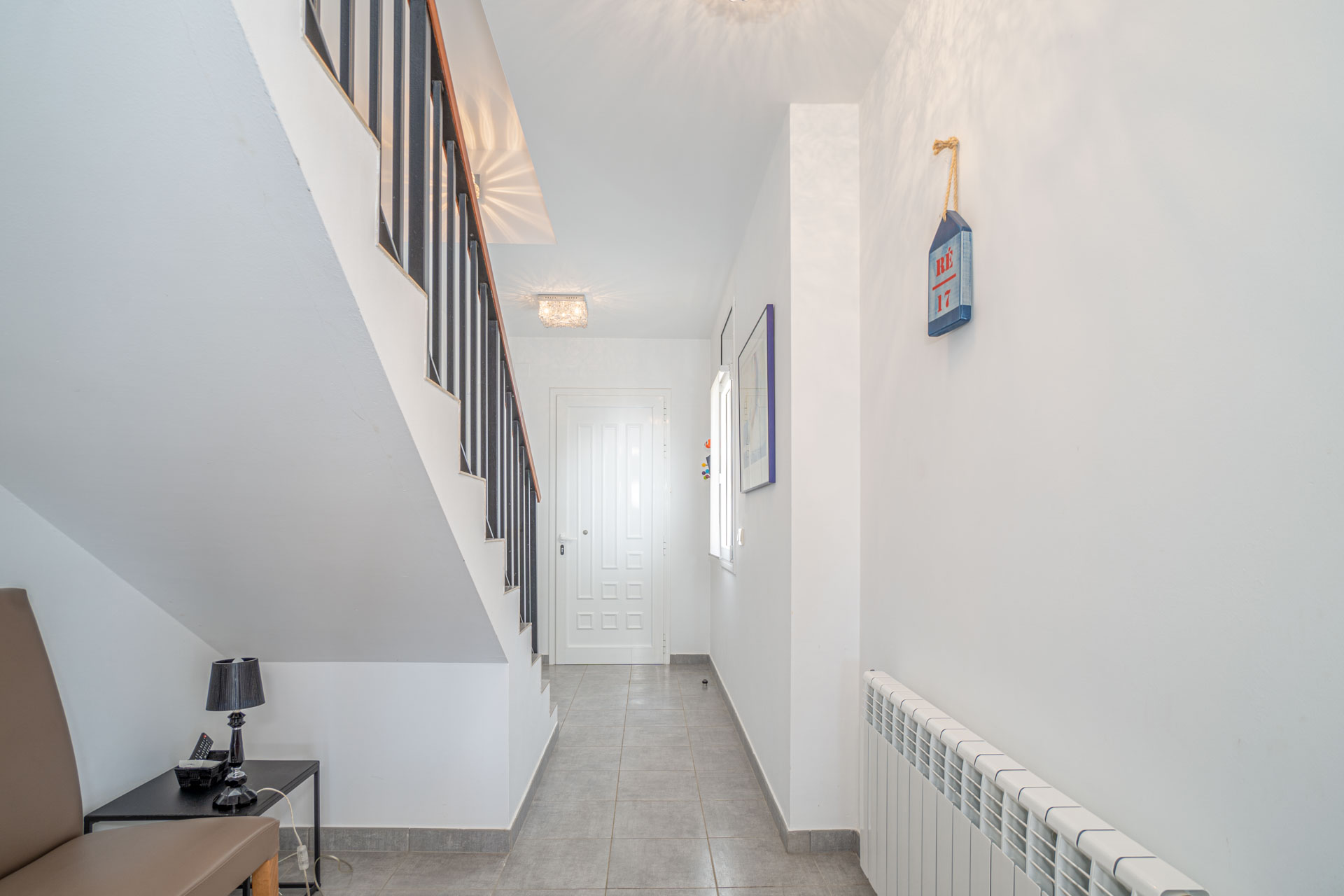 Villa piscine bord de canal 4 chambres – Empuriabrava
