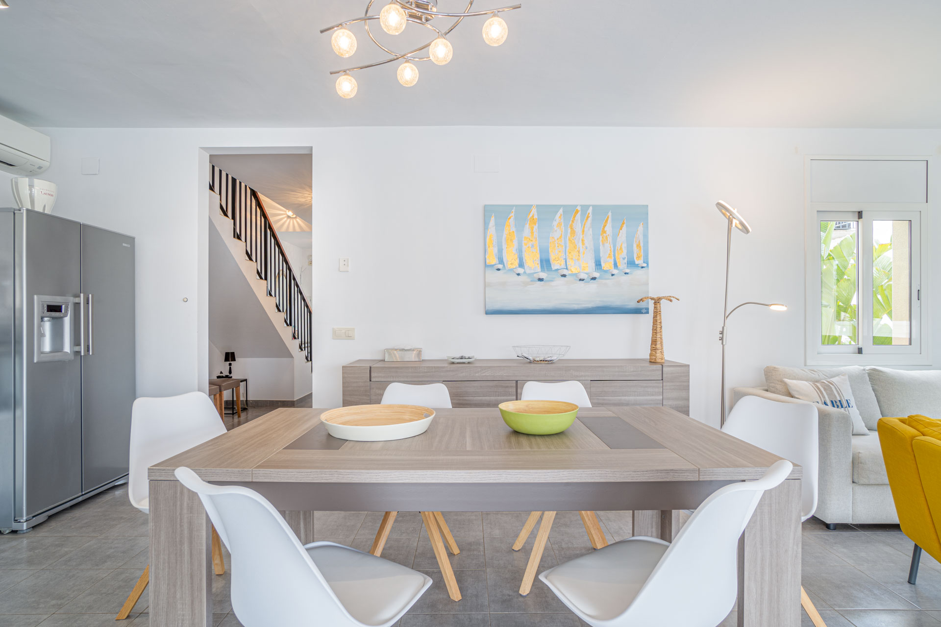 Villa piscine bord de canal 4 chambres – Empuriabrava